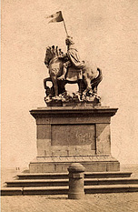 D. Fridrich: pomník sv. Václava na Václavském náměstí s vymaskovaným pozadím, kolem 1868, vizitka